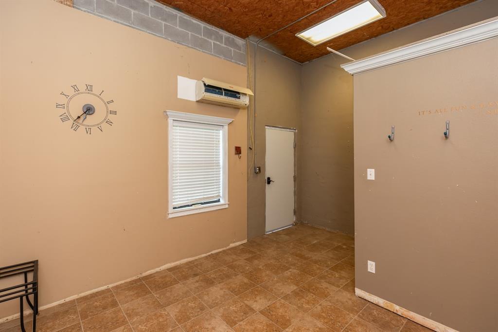 216 Berwick Drive, Bridge City, Texas image 26