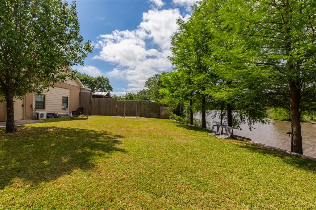 216 Berwick Drive, Bridge City, Texas image 30