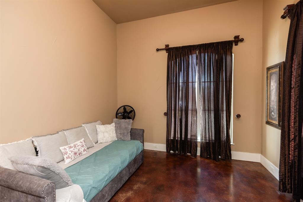 216 Berwick Drive, Bridge City, Texas image 6