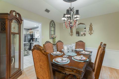 Single Family Residence in Houston TX 14706 Ridgechase Lane 12.jpg