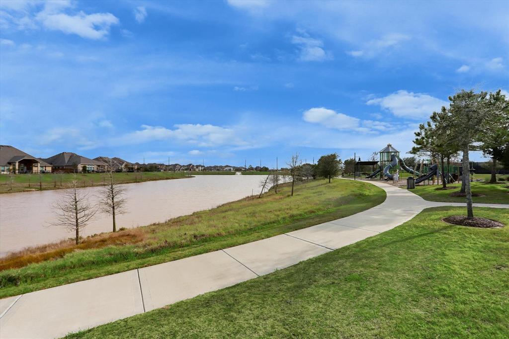 2314 Umber Oaks Lane, Brookshire, Texas image 36