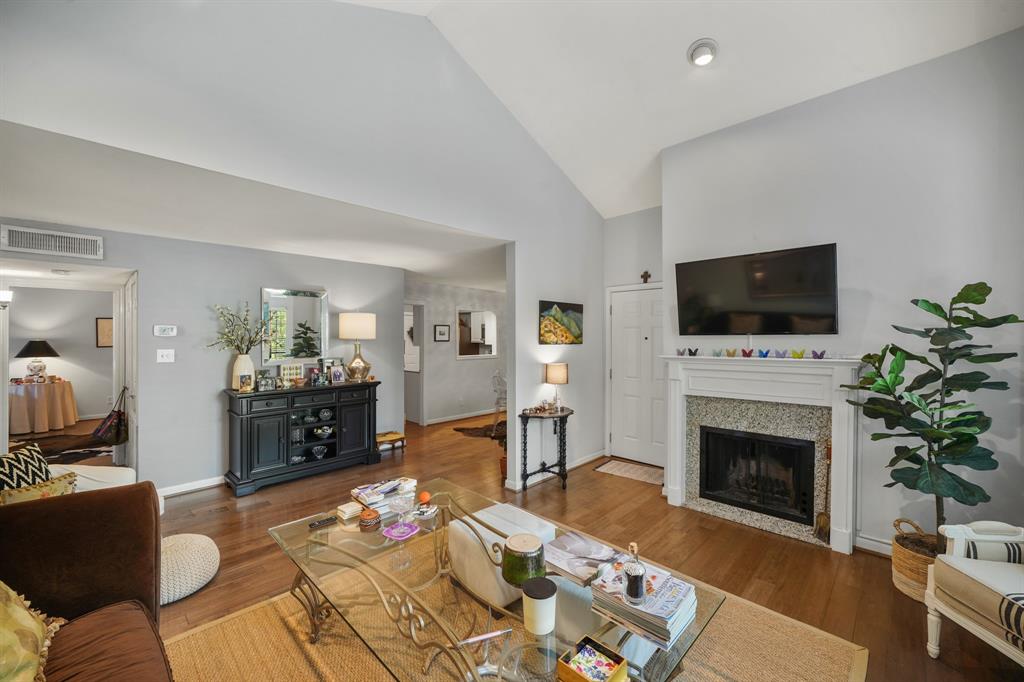 4000 Purdue Street #118, Houston, Texas image 3