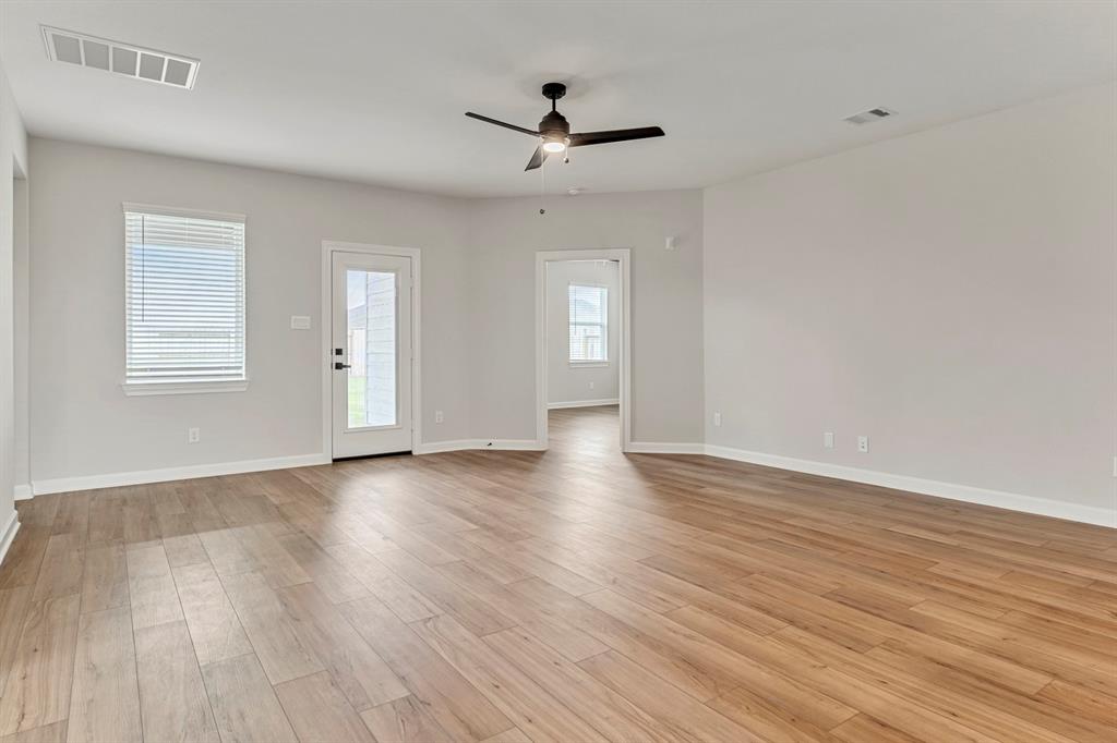 10514 Sutter Creek Drive, Iowa Colony, Texas image 4