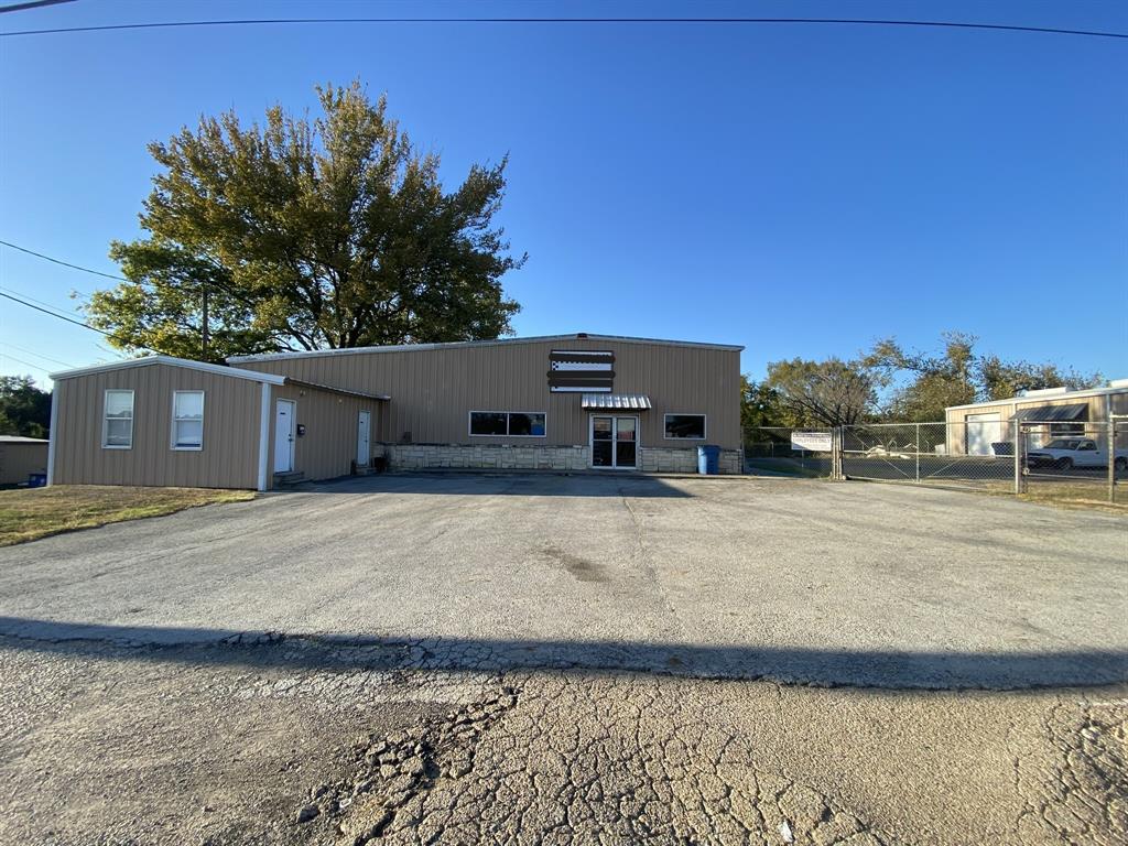 500 E Commerce Street, Buffalo, Texas image 5