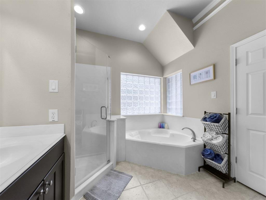 11987 White Oak Crossing, Conroe, Texas image 21