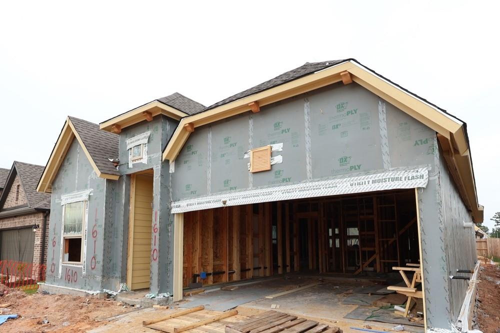 1610 Perla Lane