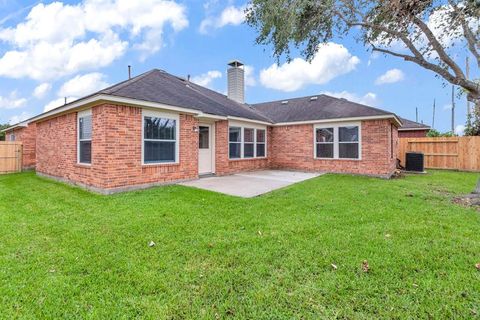 A home in League City