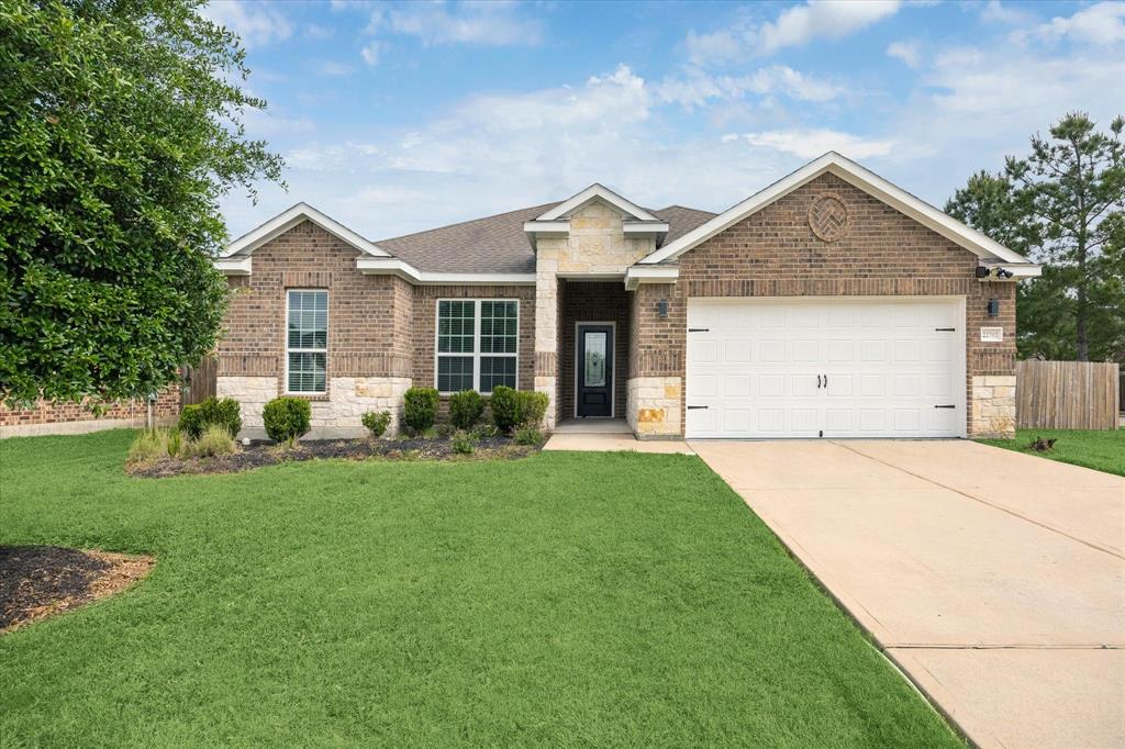 22702 Crate Falls Drive, Hockley, Texas image 1