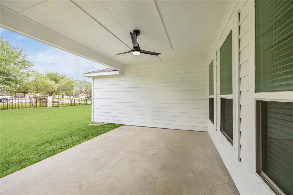 22702 Crate Falls Drive, Hockley, Texas image 19