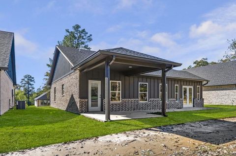 A home in Lufkin