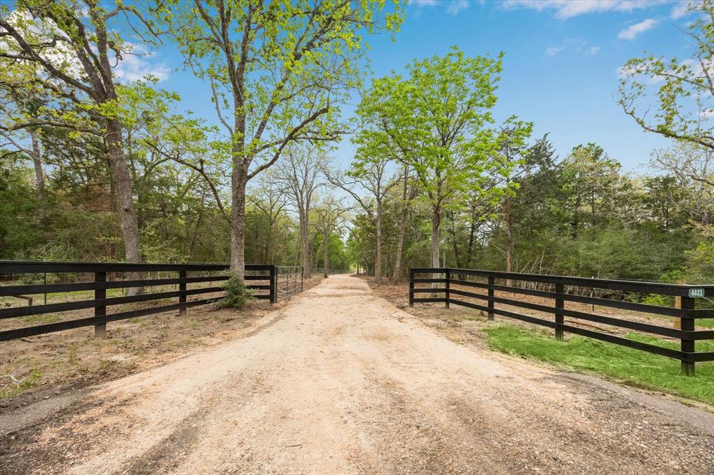 4431 Old Navasota Rd, Brenham, Texas image 3