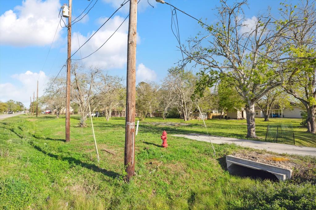 3109 Texas Avenue, Dickinson, Texas image 4