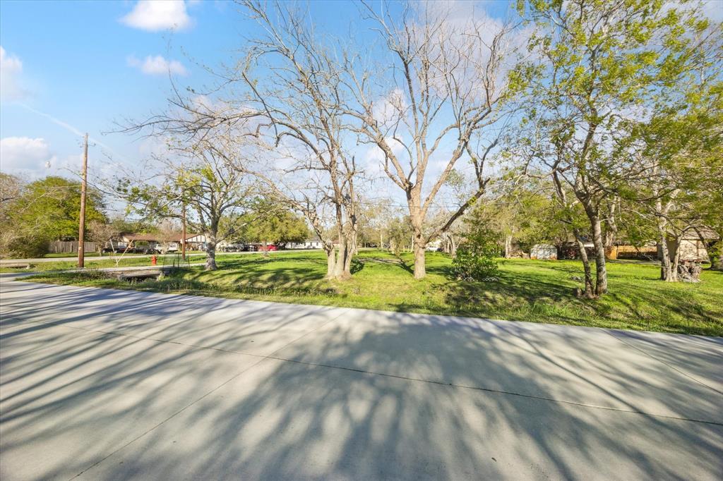 3109 Texas Avenue, Dickinson, Texas image 1