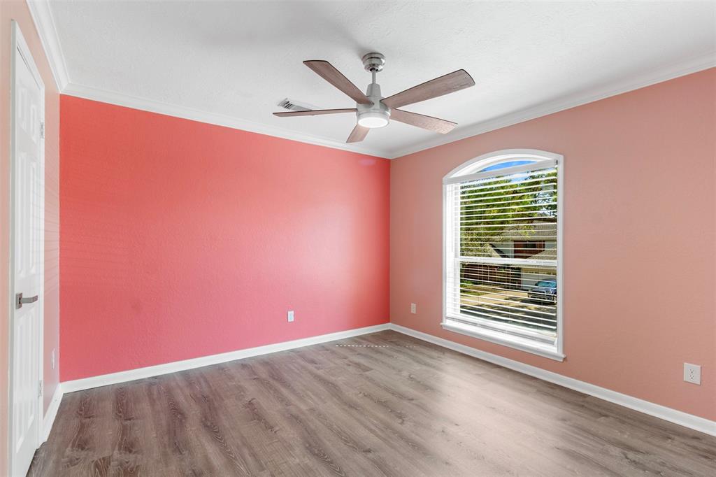 1008 Middlecreek Street, Friendswood, Texas image 21
