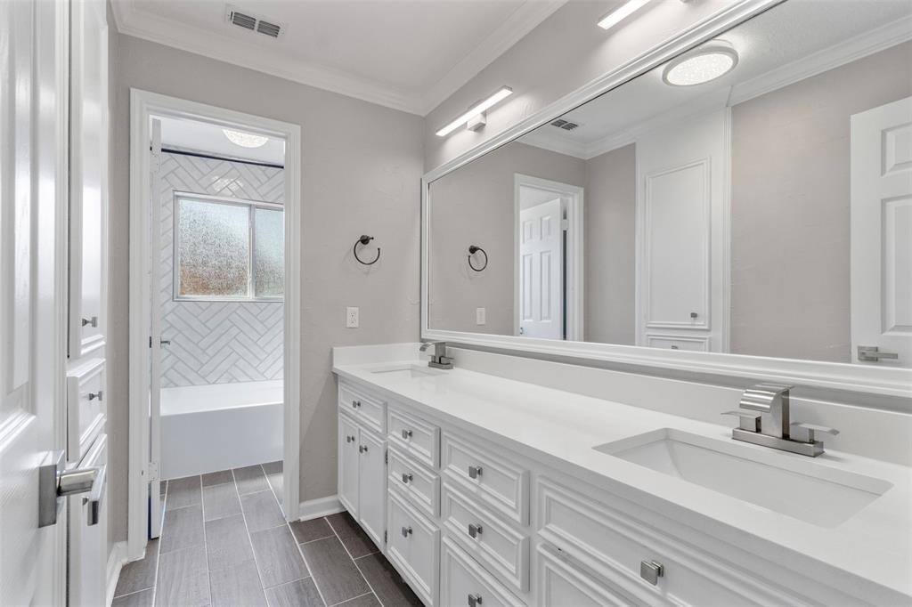 1008 Middlecreek Street, Friendswood, Texas image 19