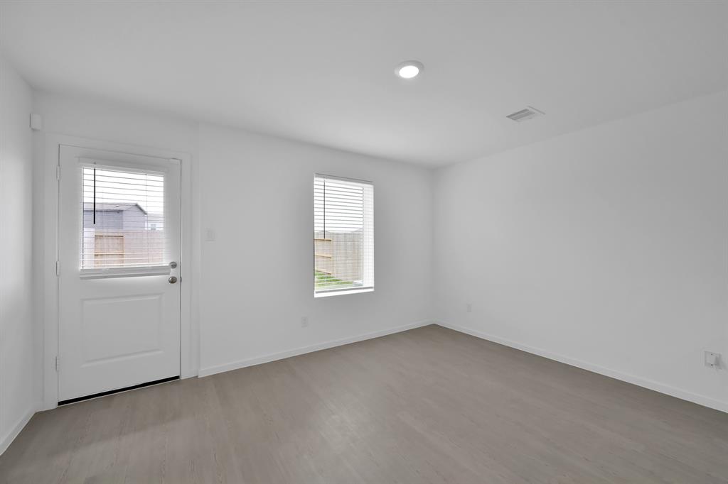 18271 Via Aurelia Drive, New Caney, Texas image 7