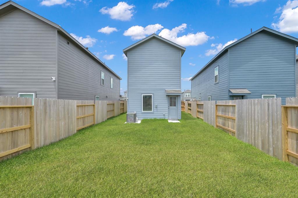 18271 Via Aurelia Drive, New Caney, Texas image 22