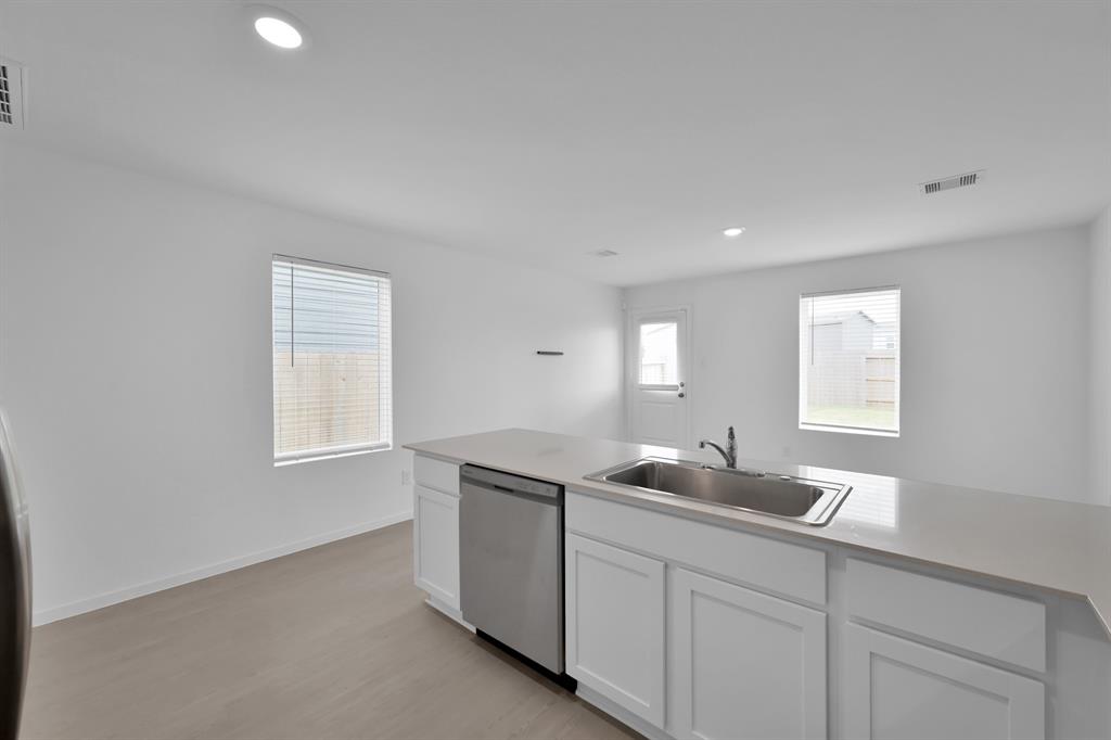 18271 Via Aurelia Drive, New Caney, Texas image 6
