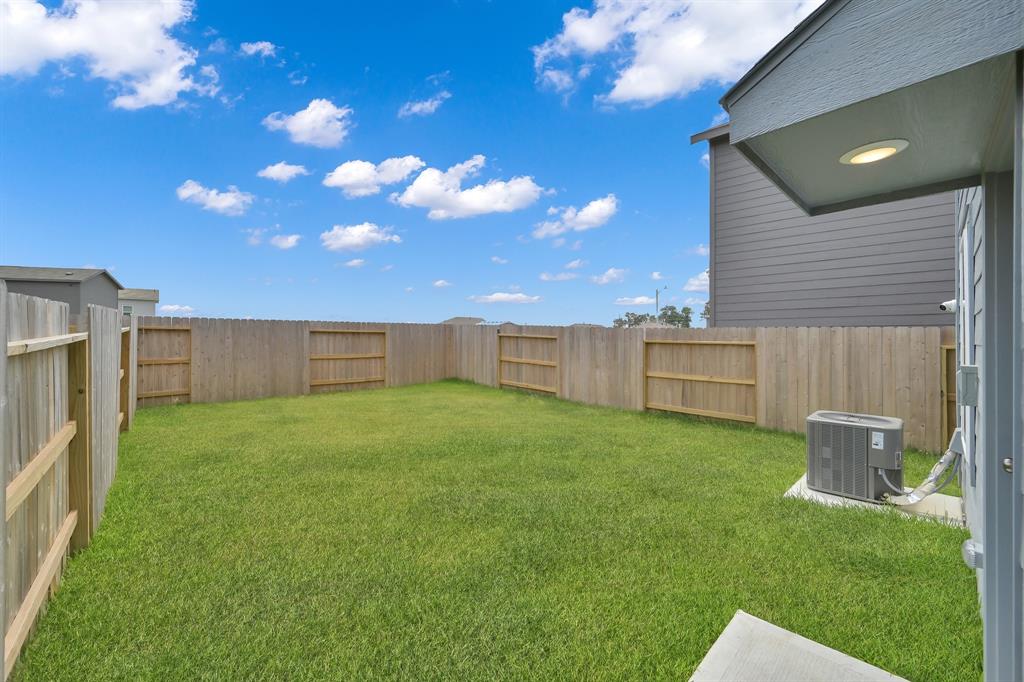 18271 Via Aurelia Drive, New Caney, Texas image 20