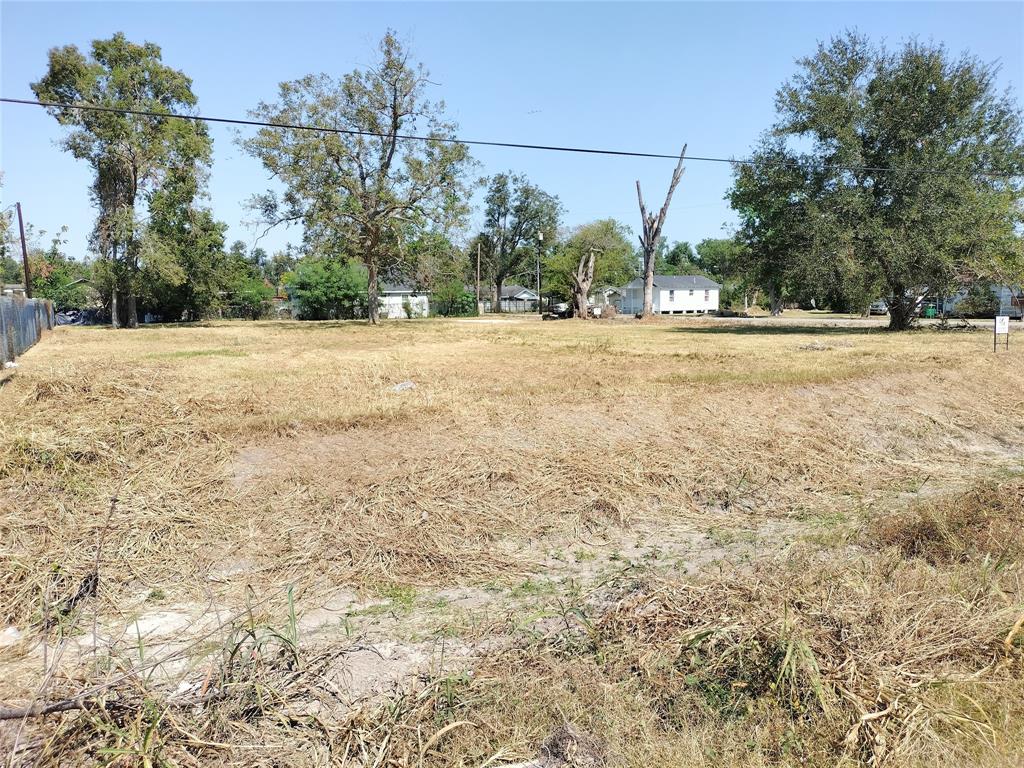 Bennington Corner, Houston, Texas image 6