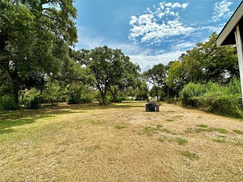 A home in Clute