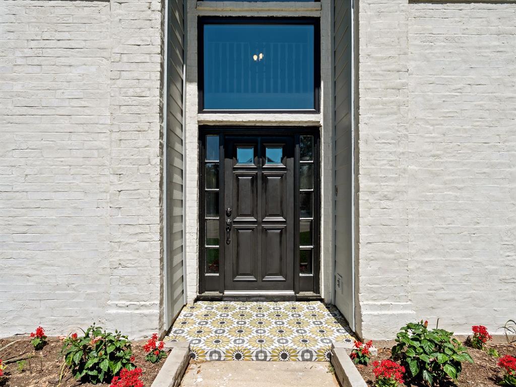 8026 Downington Court, Spring, Texas image 2