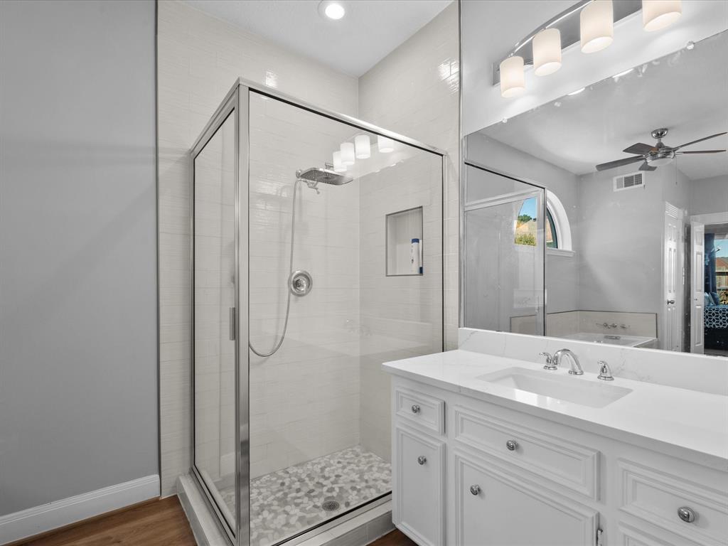 8026 Downington Court, Spring, Texas image 15
