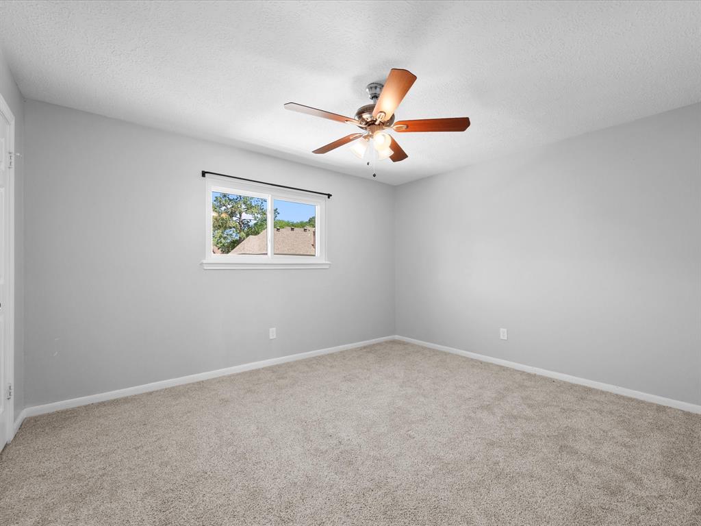 8026 Downington Court, Spring, Texas image 20
