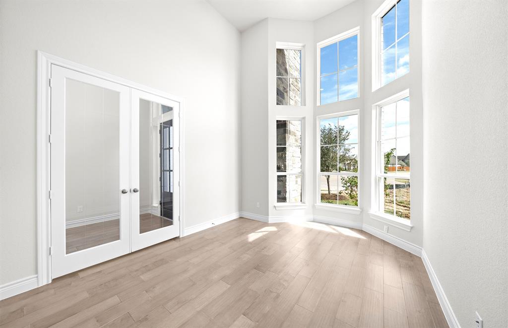 18427 Locke Legacy Court, Cypress, Texas image 4