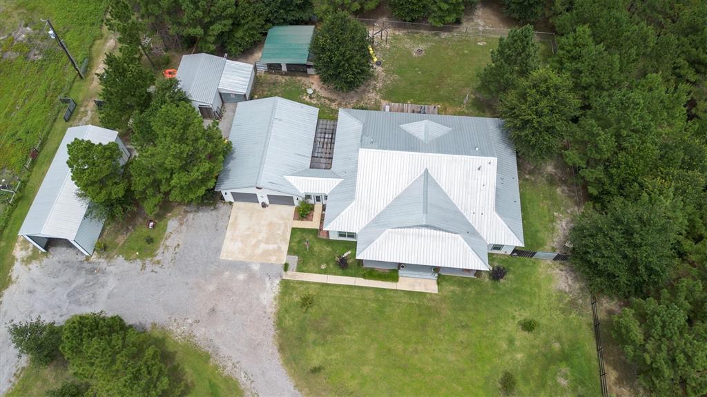 1022 Fm 1696 Road W
