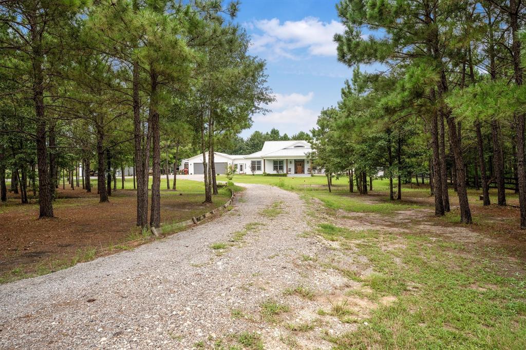 1022 Fm 1696 Road W
