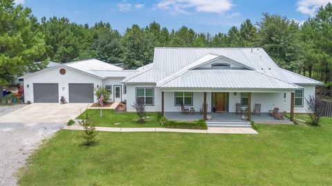1022 Fm 1696 Road W Huntsville TX 77320