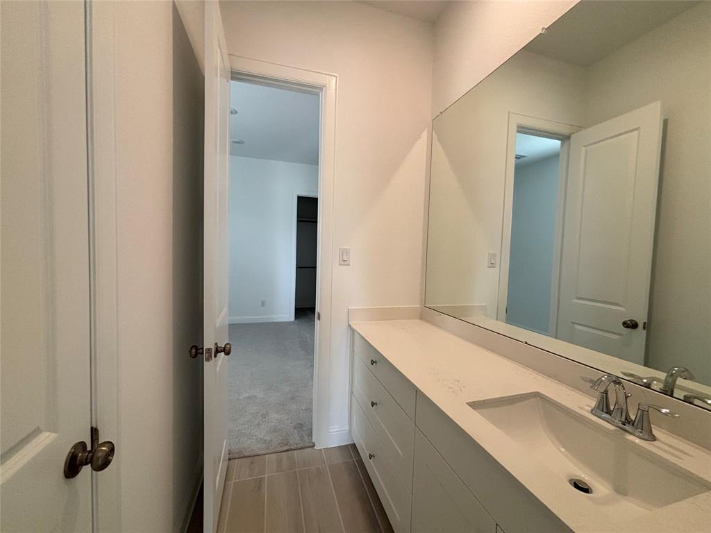 2423 Daisy Meadow Place, Fulshear, Texas image 3