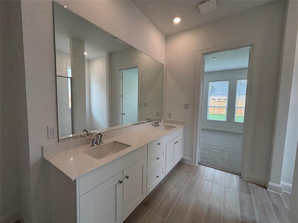 2423 Daisy Meadow Place, Fulshear, Texas image 17