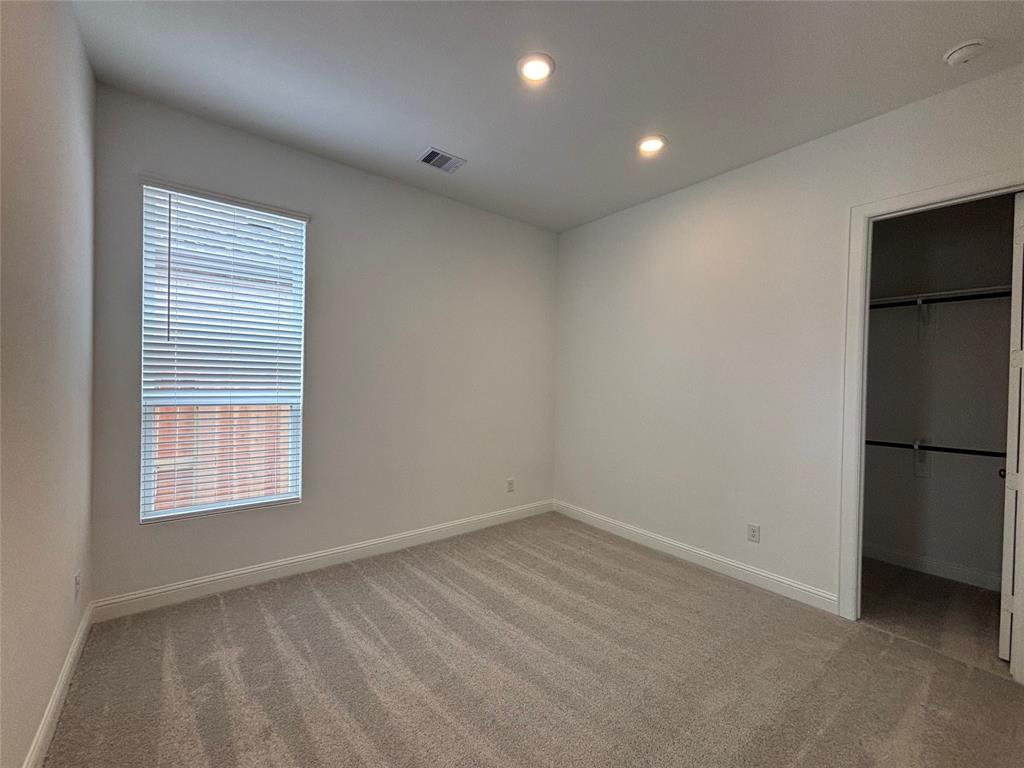 2423 Daisy Meadow Place, Fulshear, Texas image 4