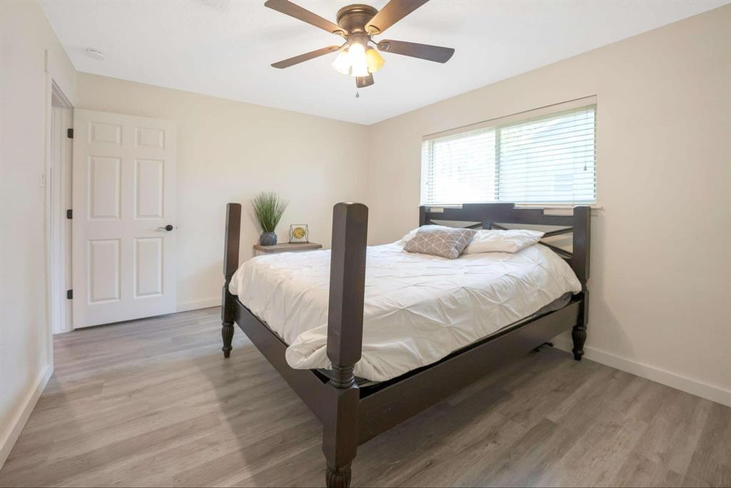 206 Springs Edge Drive, Conroe, Texas image 37