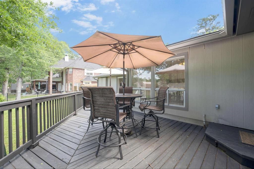 206 Springs Edge Drive, Conroe, Texas image 43