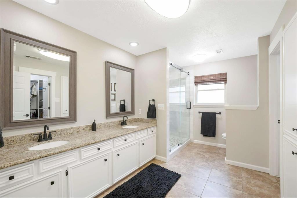 206 Springs Edge Drive, Conroe, Texas image 29
