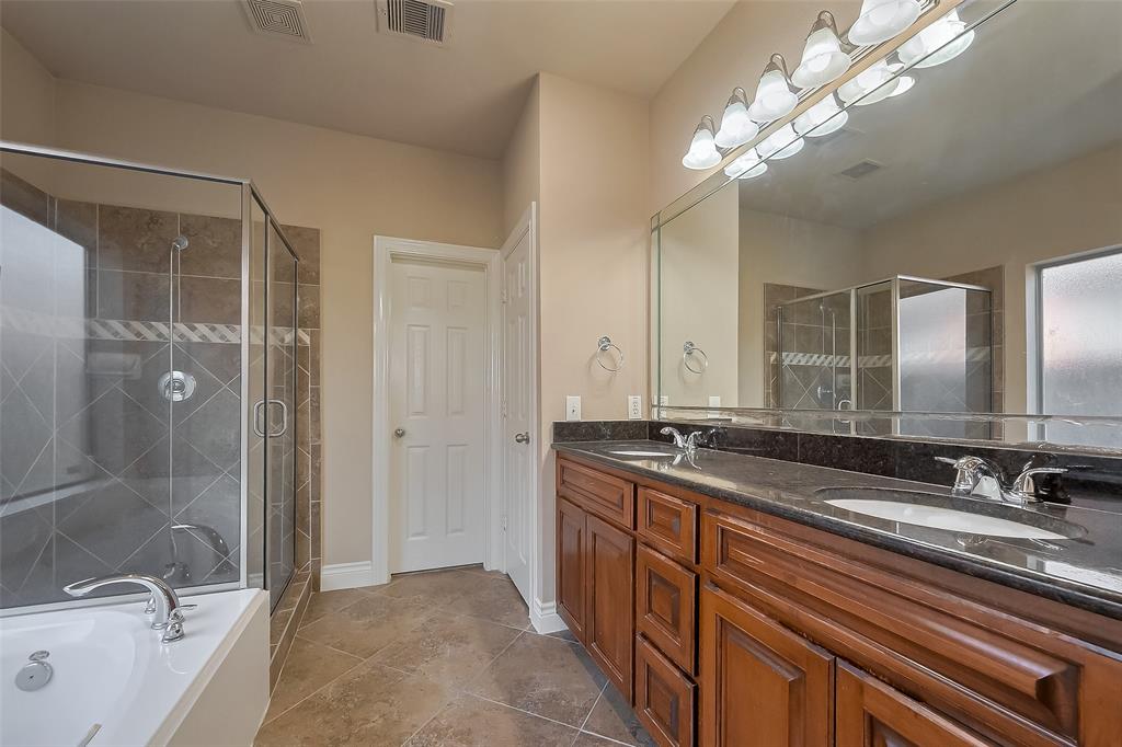 4131 Regal Stone Lane, Sugar Land, Texas image 34