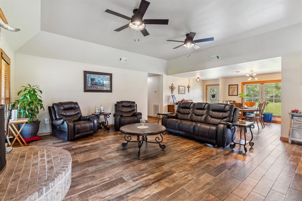 113 County Road 2229
