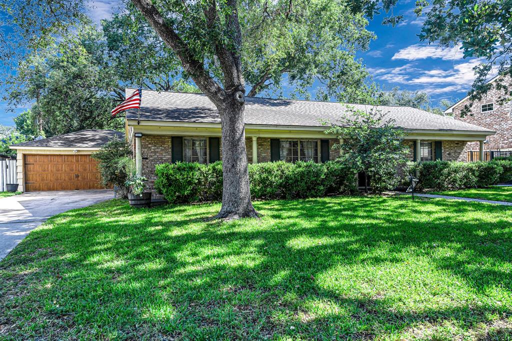 12726 Pebblebrook Drive