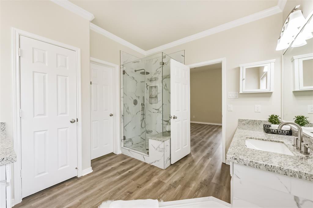 2401 Dry Bank Lane, Pearland, Texas image 20