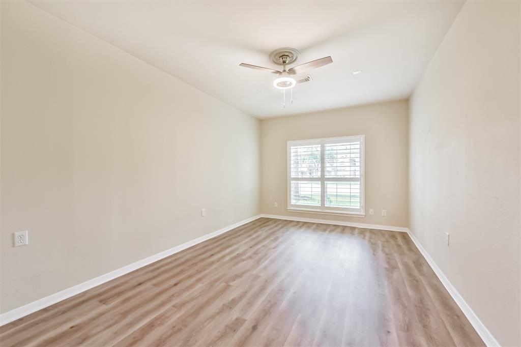 2401 Dry Bank Lane, Pearland, Texas image 25