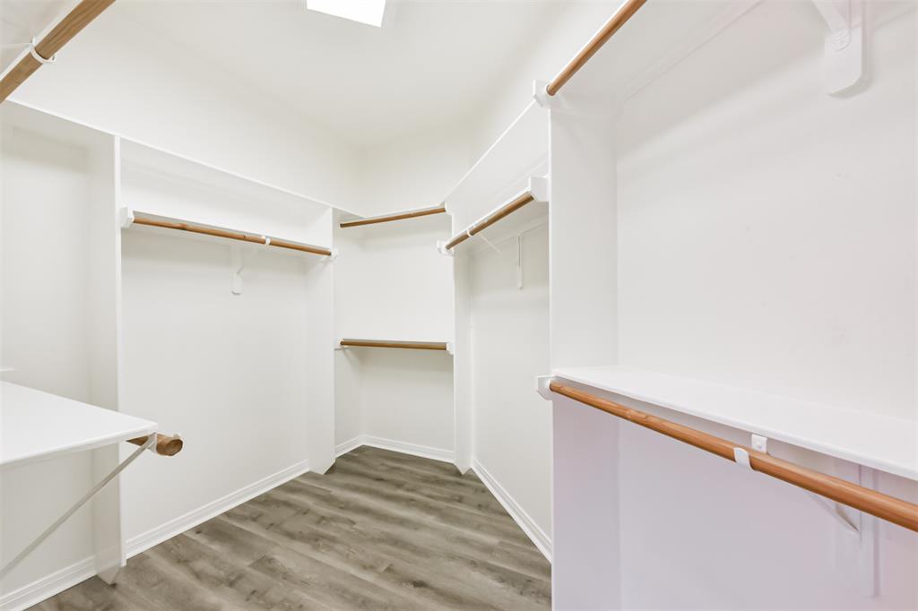 2401 Dry Bank Lane, Pearland, Texas image 21