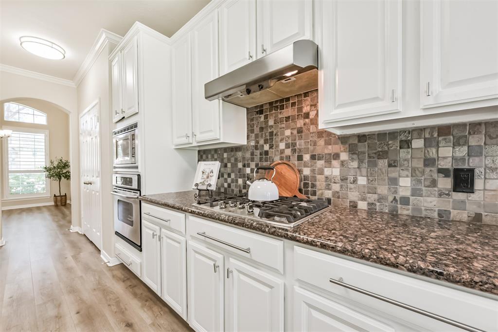 2401 Dry Bank Lane, Pearland, Texas image 13