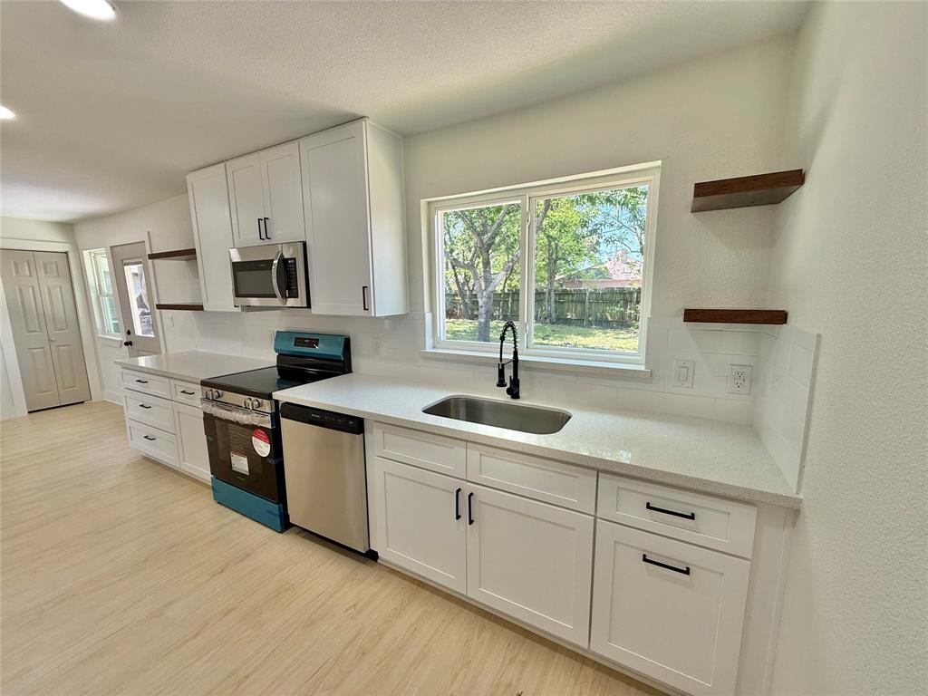 2110 Garvey Drive, Pasadena, Texas image 5