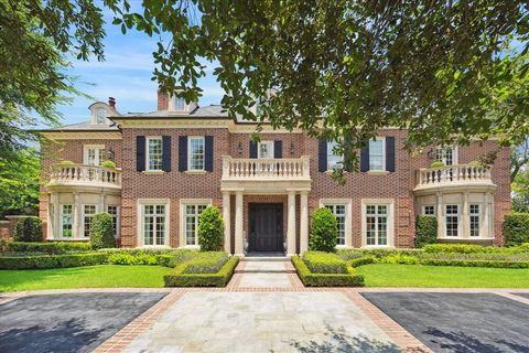 24 Farnham Park Drive Houston TX 77024