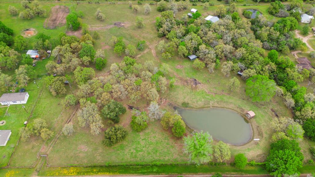 1031 Yearwood Lane, Columbus, Texas image 11