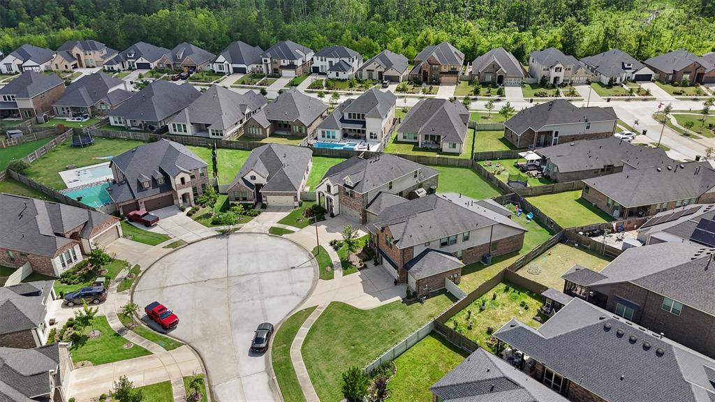 17040 Shy Leaf Court, Conroe, Texas image 29