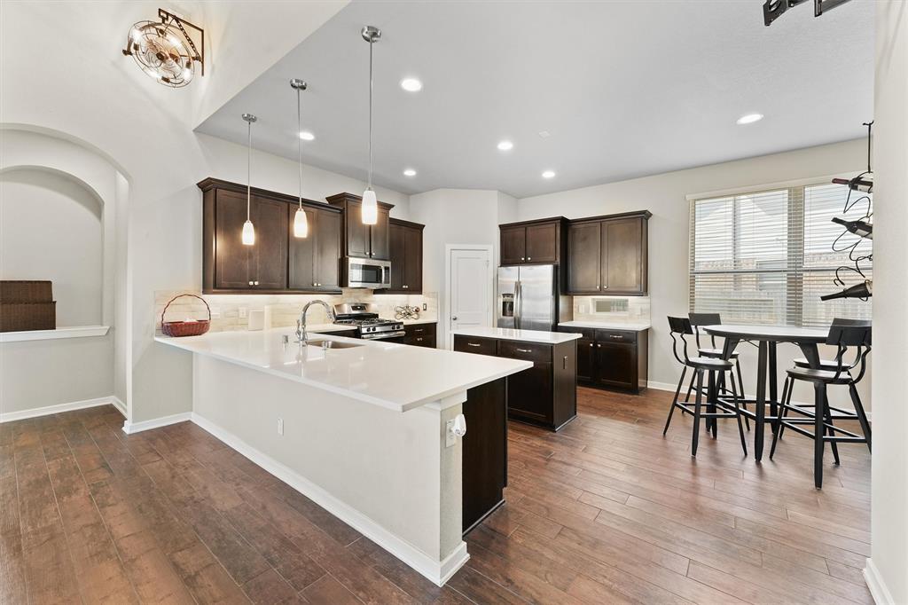 17040 Shy Leaf Court, Conroe, Texas image 7